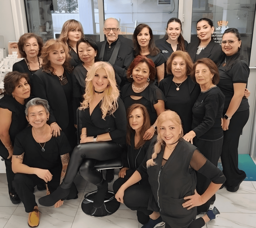 Blonde balayage with luminous tones created by beauty experts